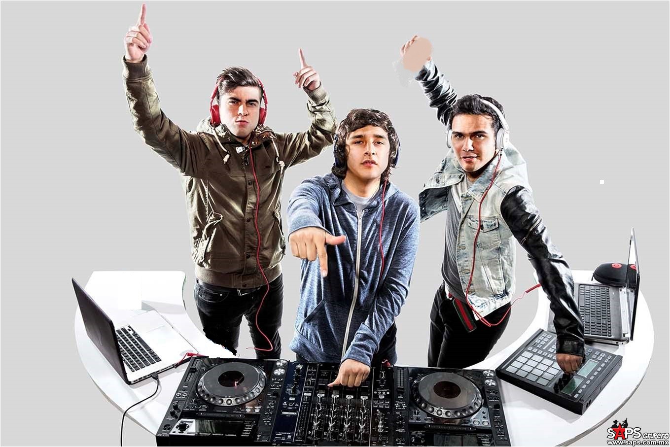 3BallMTY playing live